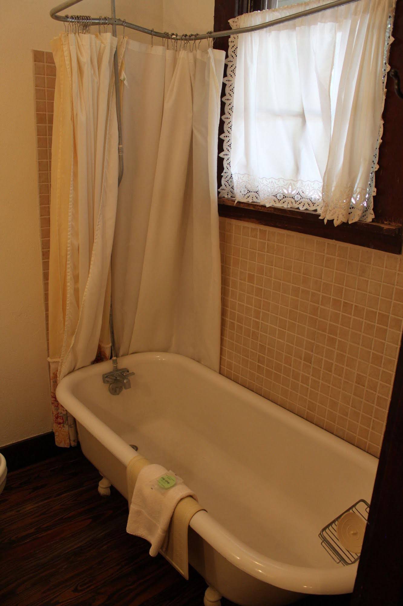 The Hotel Limpia