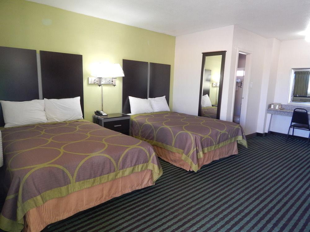 Executive Inn
