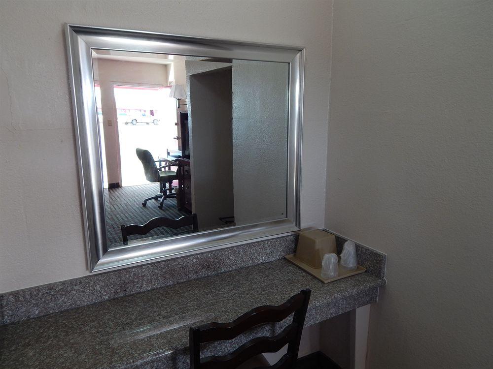 Executive Inn