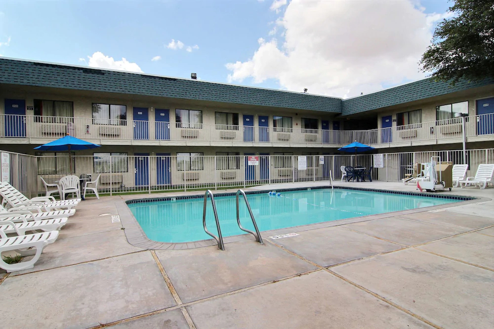 Motel 6 Ft Stockton