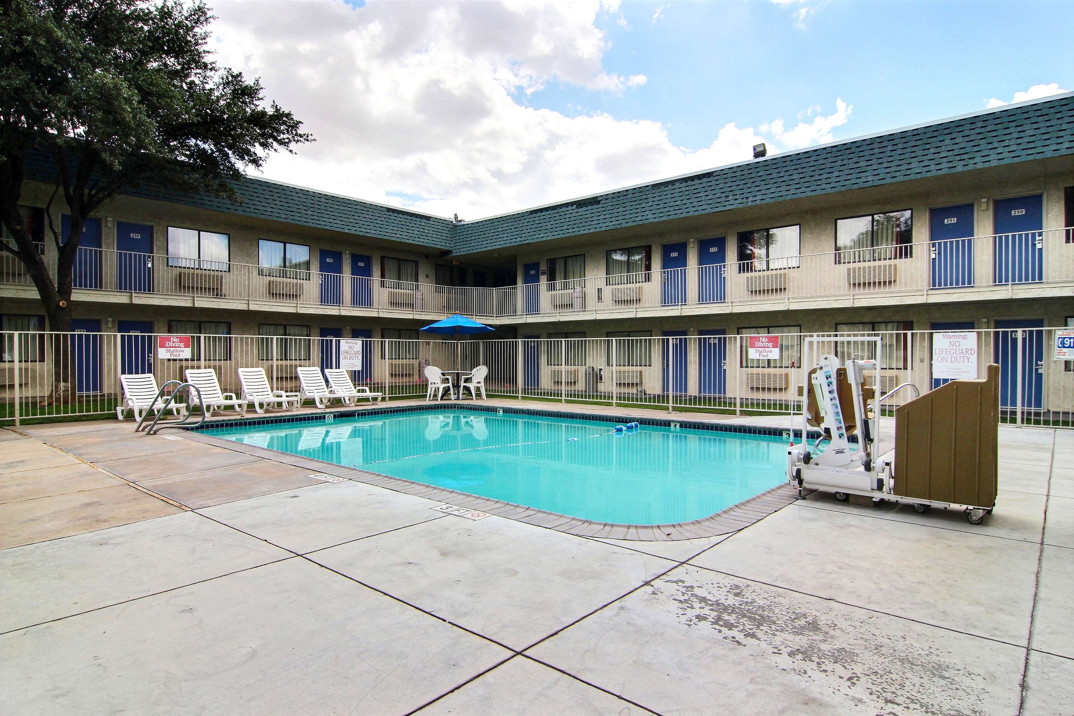 Motel 6 Ft Stockton
