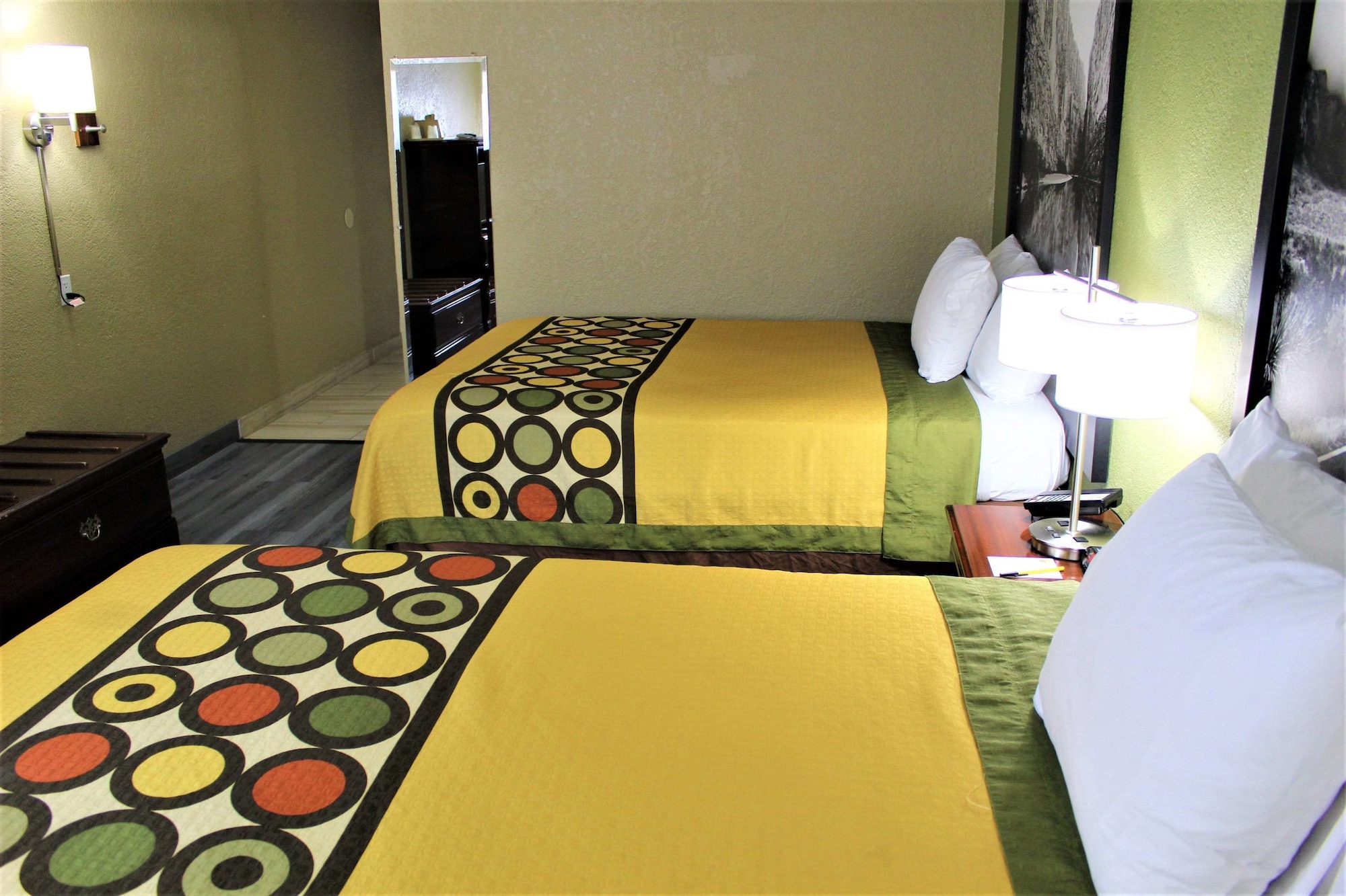 Super 8 by Wyndham Ft Stockton