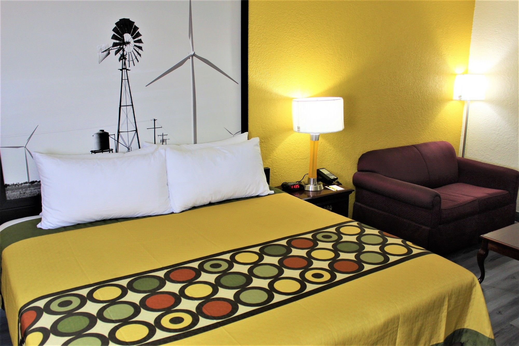 Super 8 by Wyndham Ft Stockton