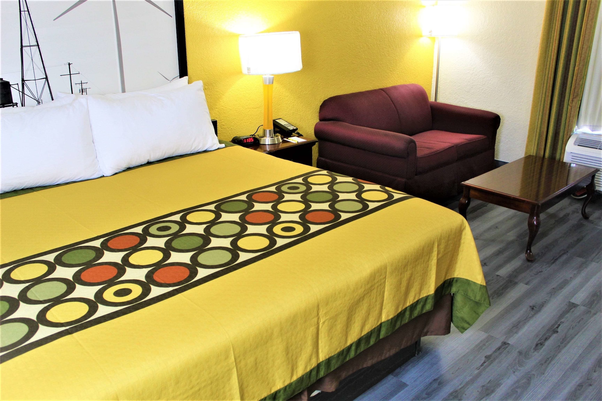 Super 8 by Wyndham Ft Stockton