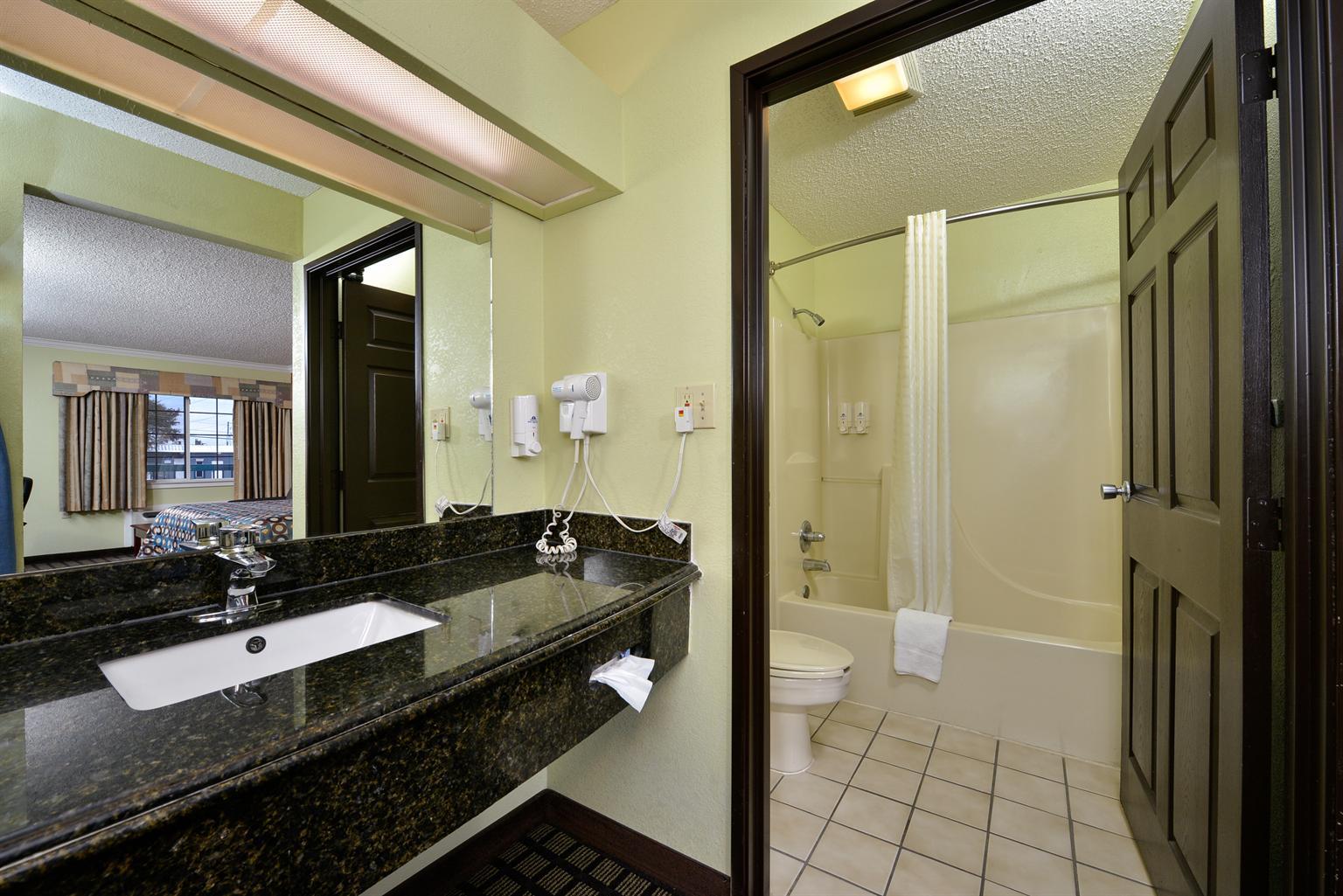 Americas Best Value Inn Fort Worth