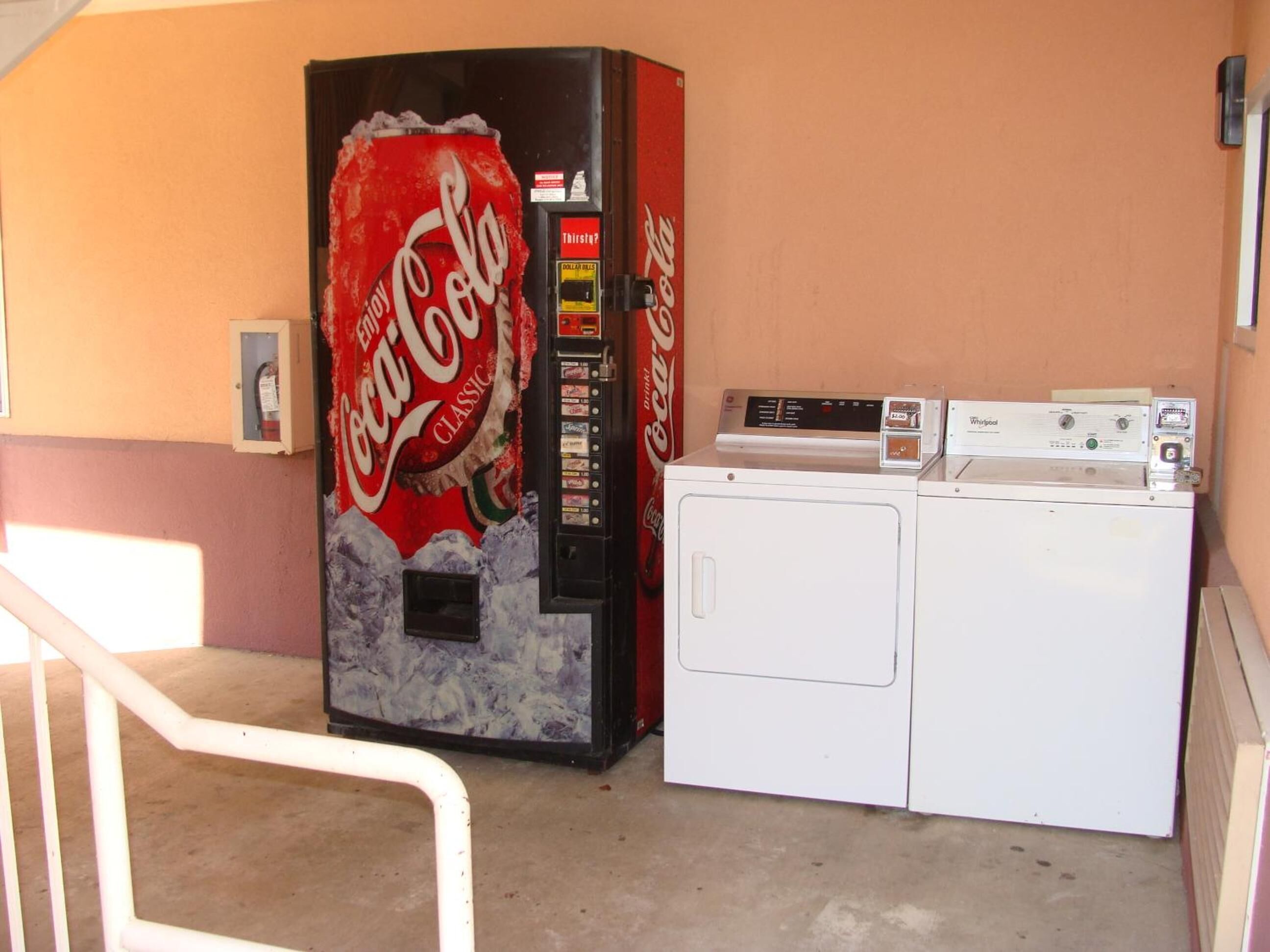 Benbrook Inn & Suites