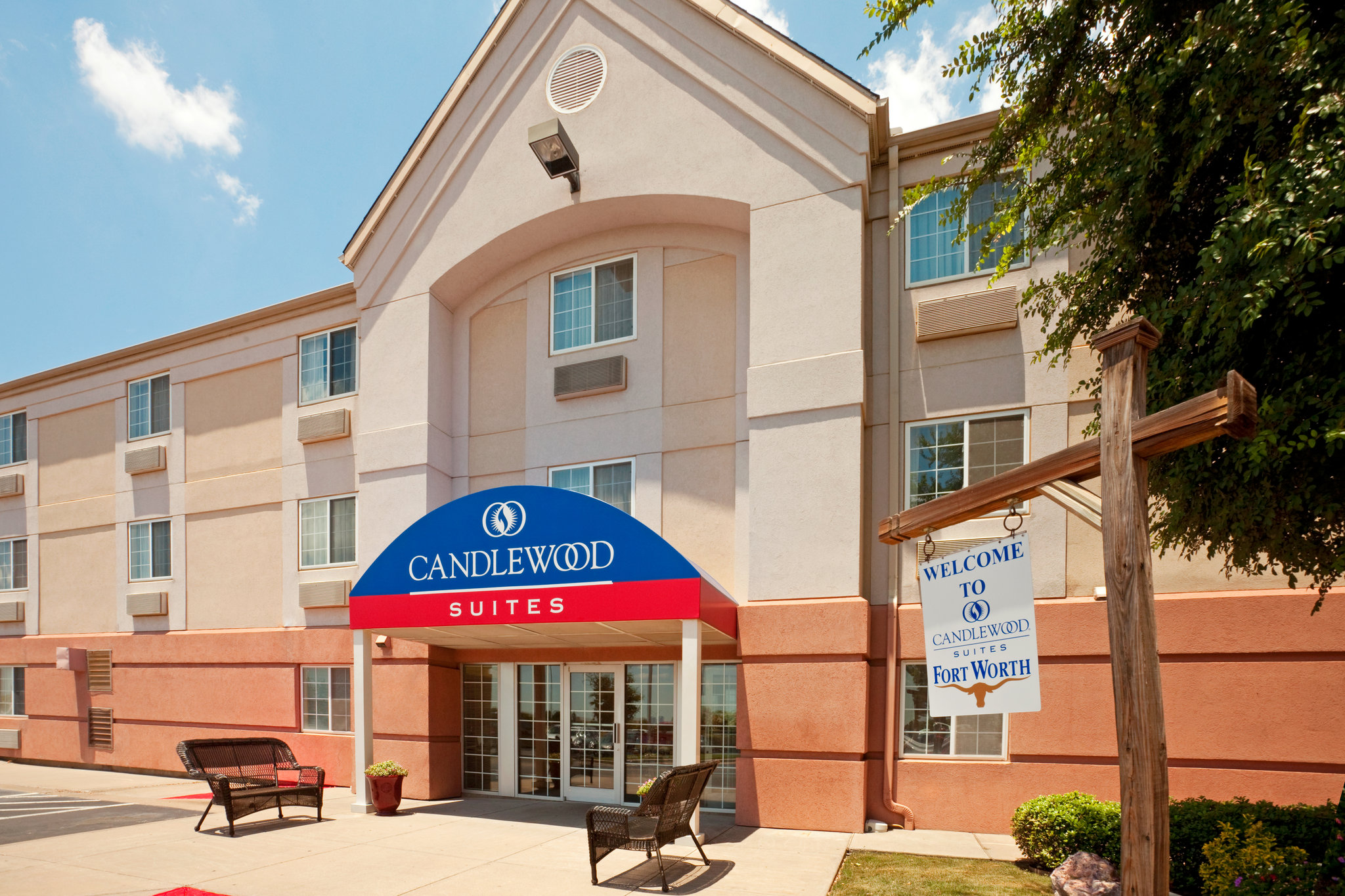Sonesta Simply Suites Fort Worth Fossil Creek