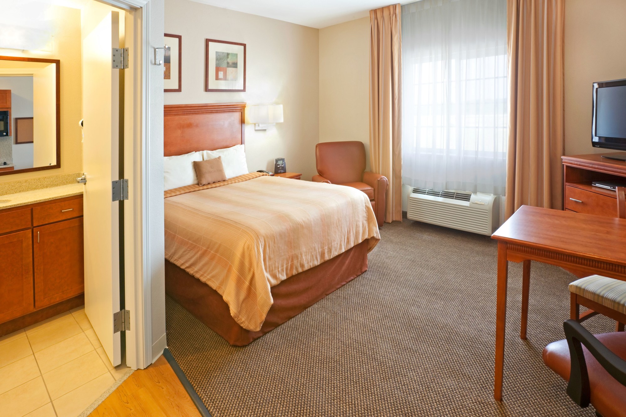 Candlewood Suites DFW South