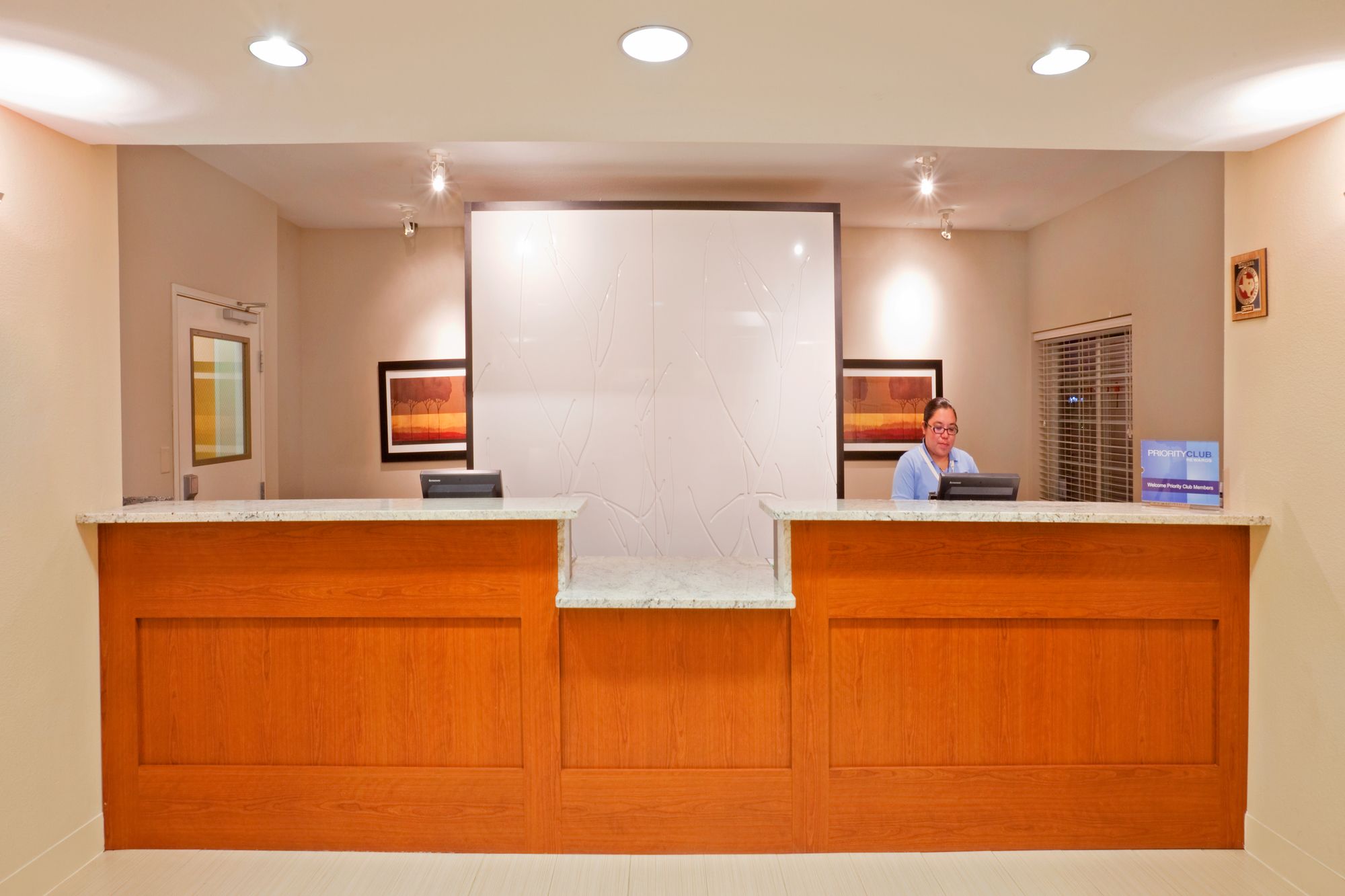 Candlewood Suites DFW South