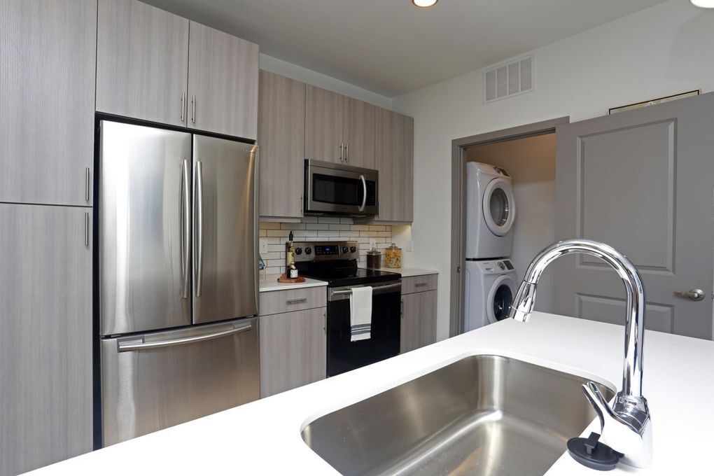 Dream Suites at River East