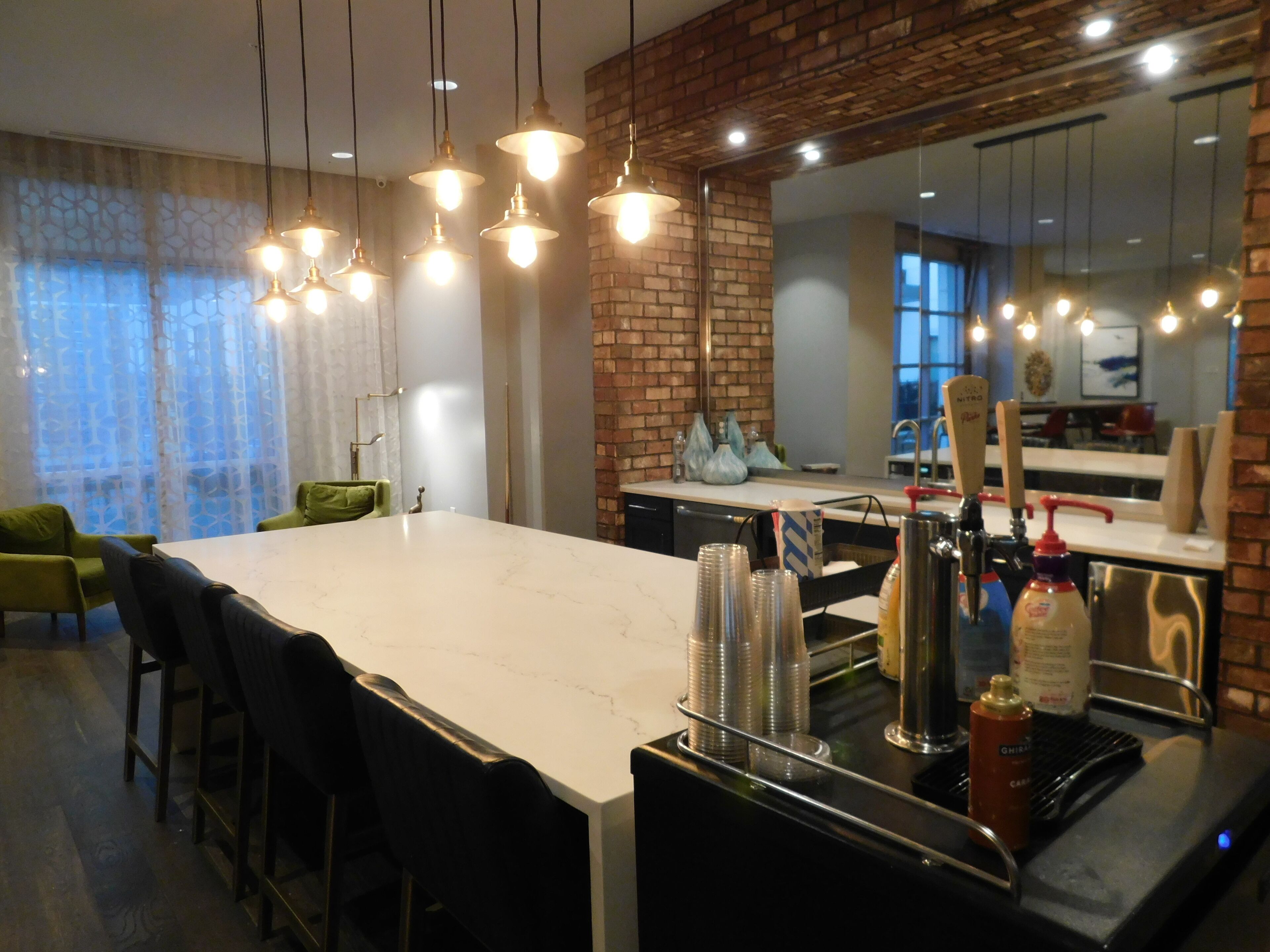 Dream Suites at River East