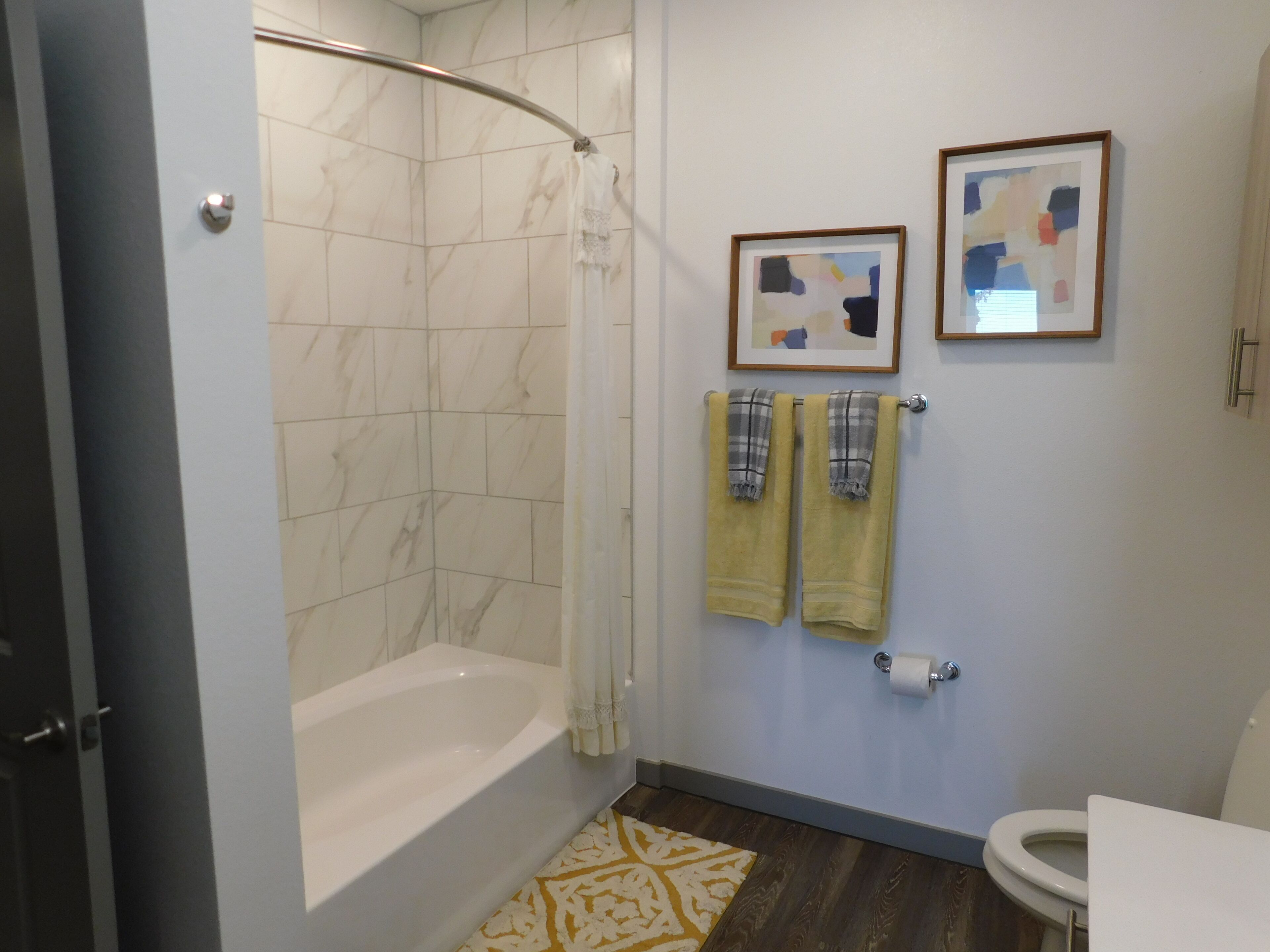 Dream Suites at River East