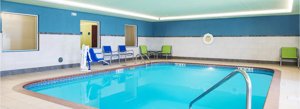 Holiday Inn Express & Suites Forest Hill Fort Worth South East