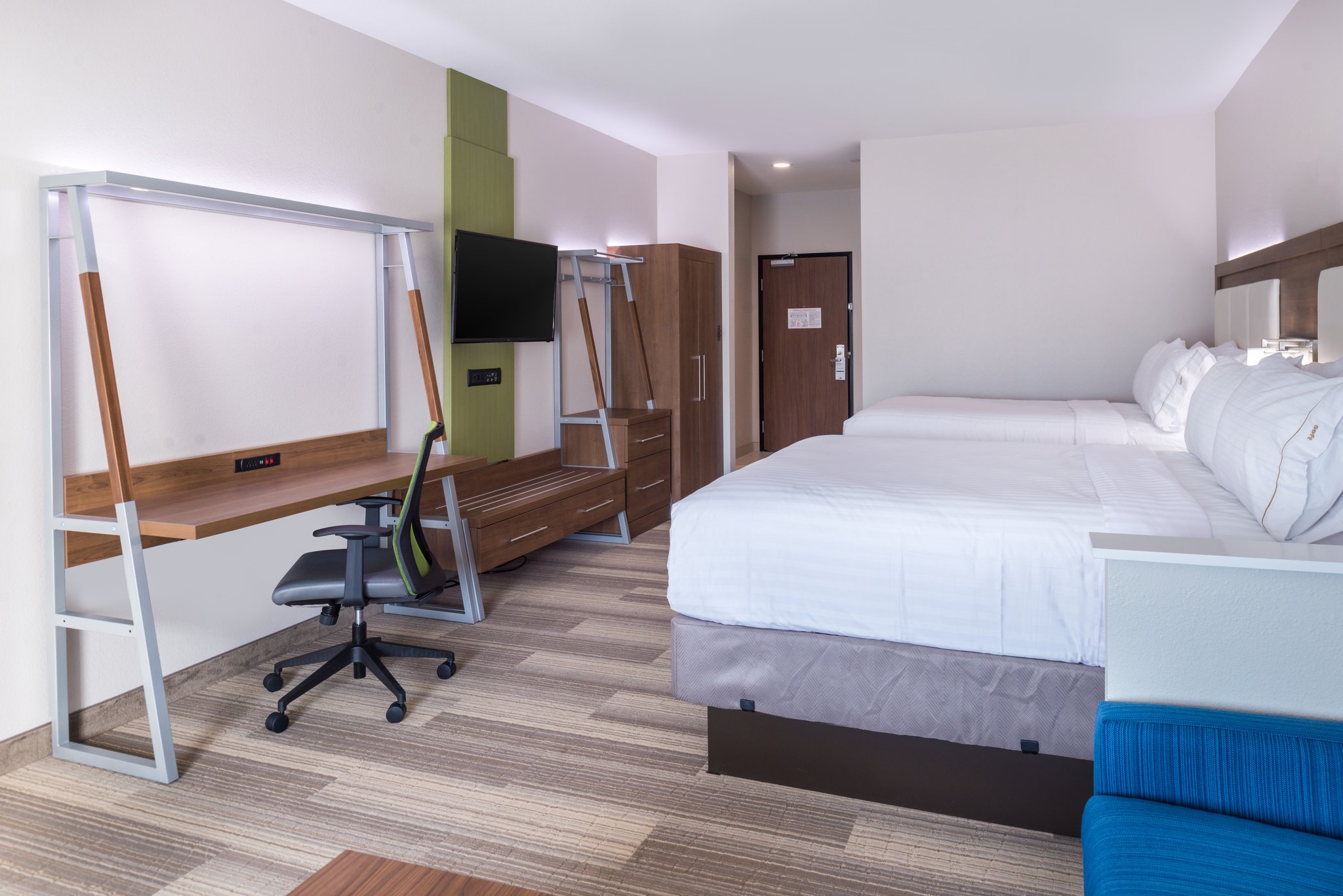Holiday Inn Express & Suites Fort Worth West