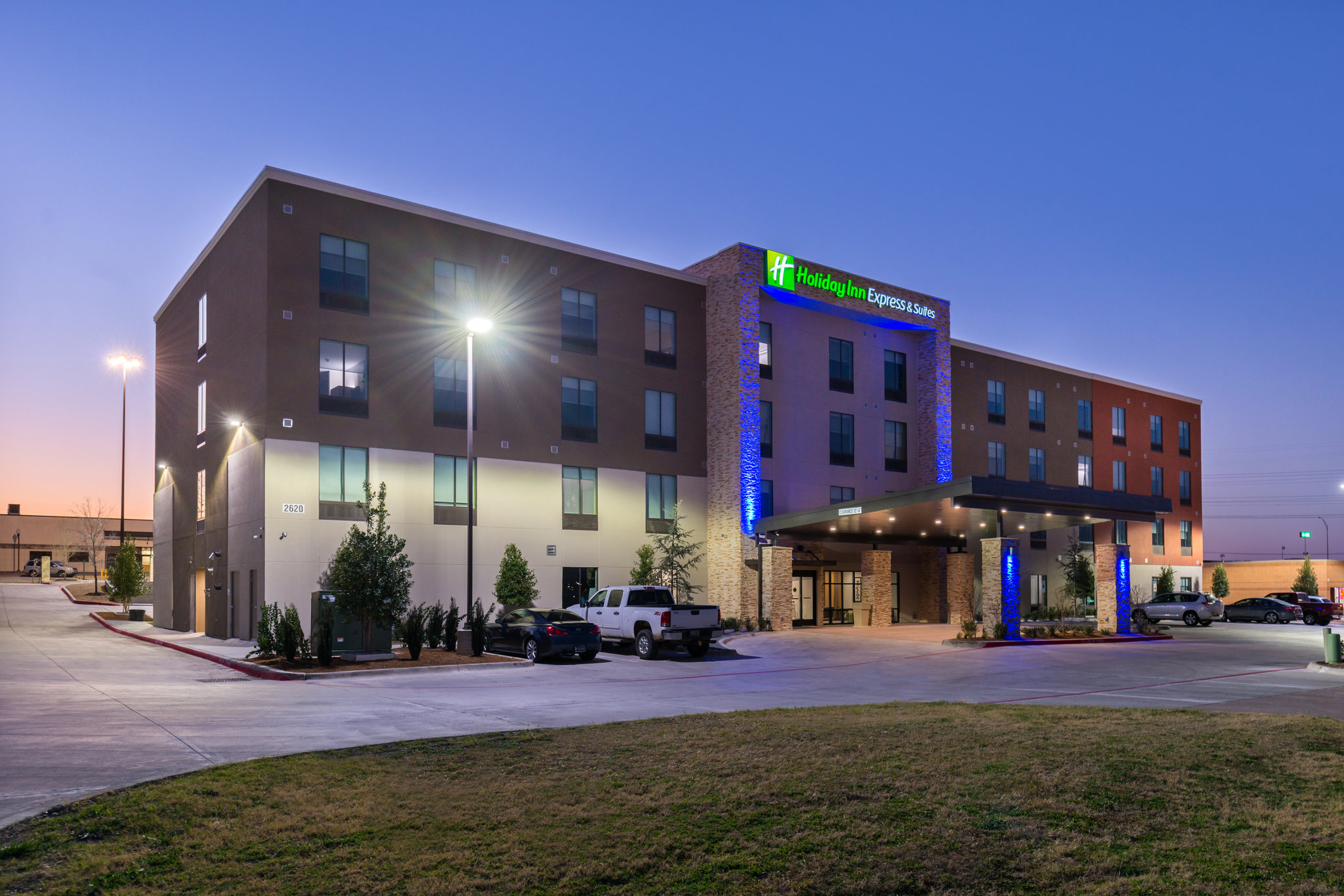 Holiday Inn Express & Suites Fort Worth West
