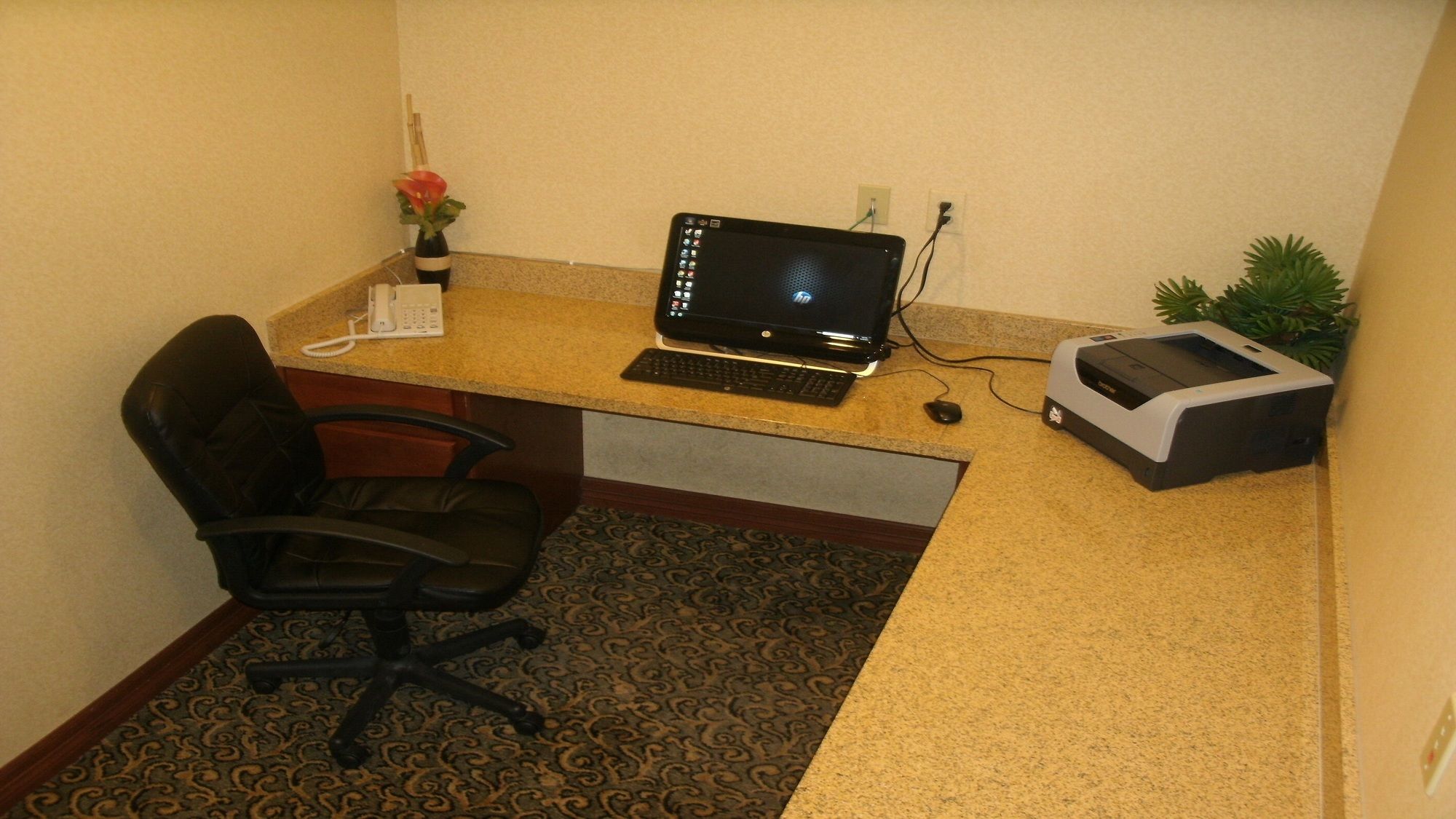 Holiday Inn Express & Suites Lake Worth Northwest Loop 820