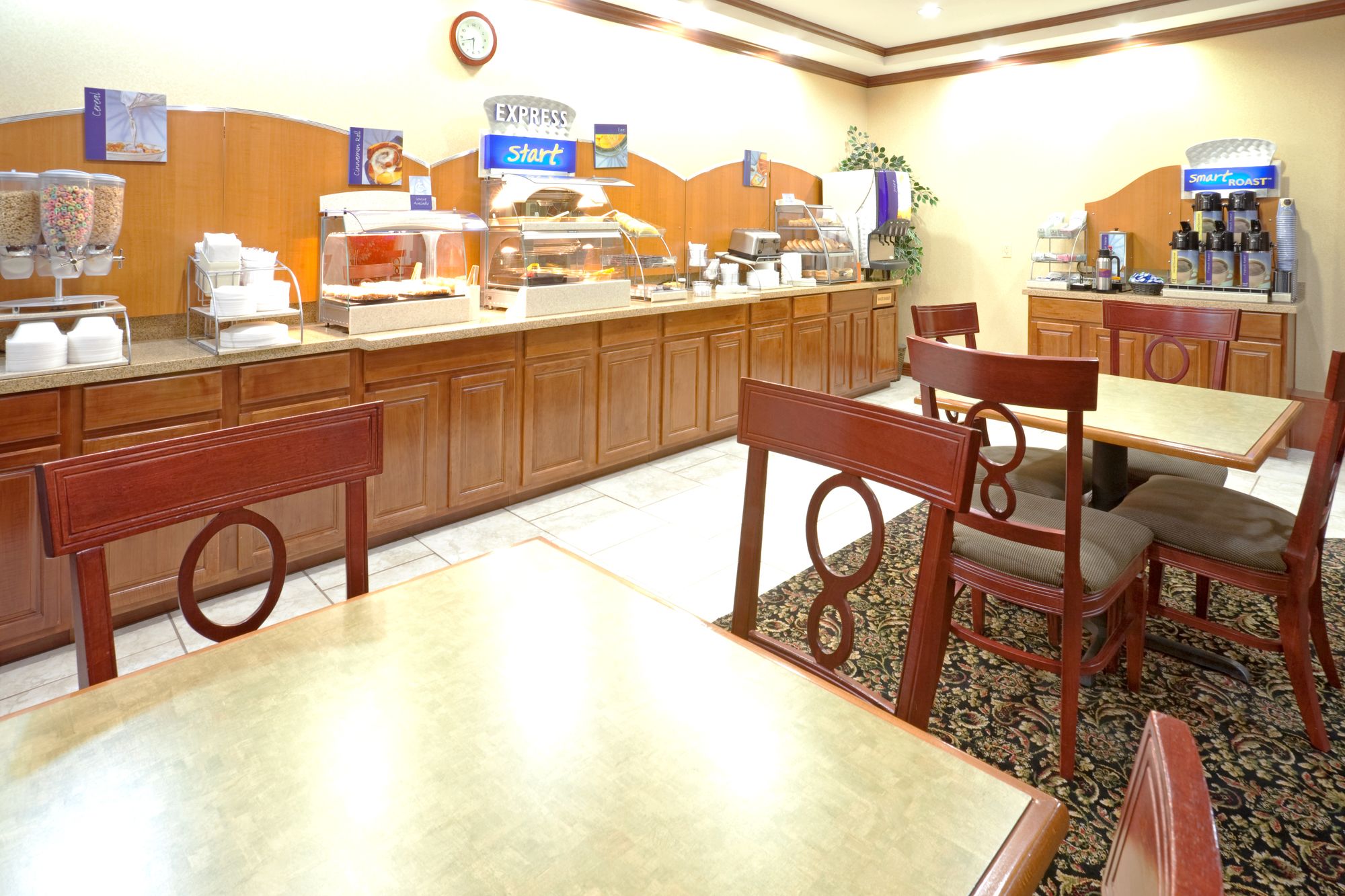 Holiday Inn Express & Suites Lake Worth Northwest Loop 820