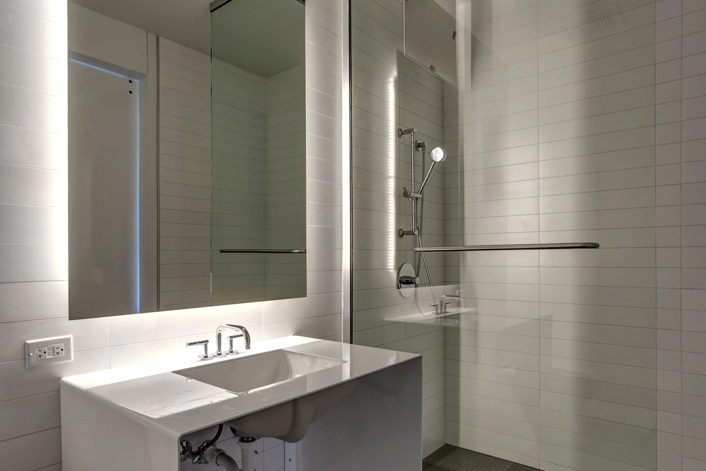 Hotel Revel