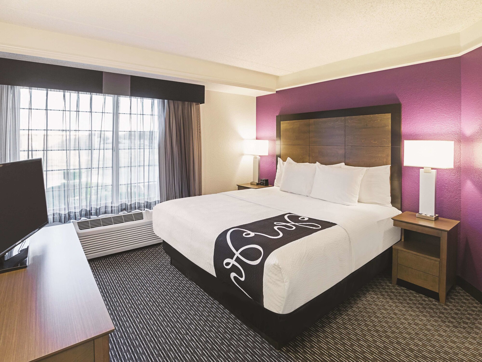 La Quinta Inn & Suites by Wyndham Fort Worth North