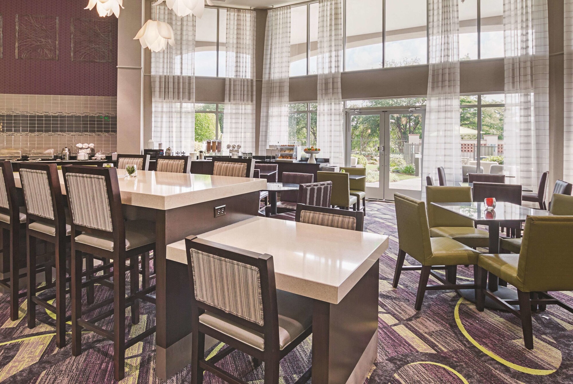 La Quinta Inn & Suites by Wyndham Fort Worth North
