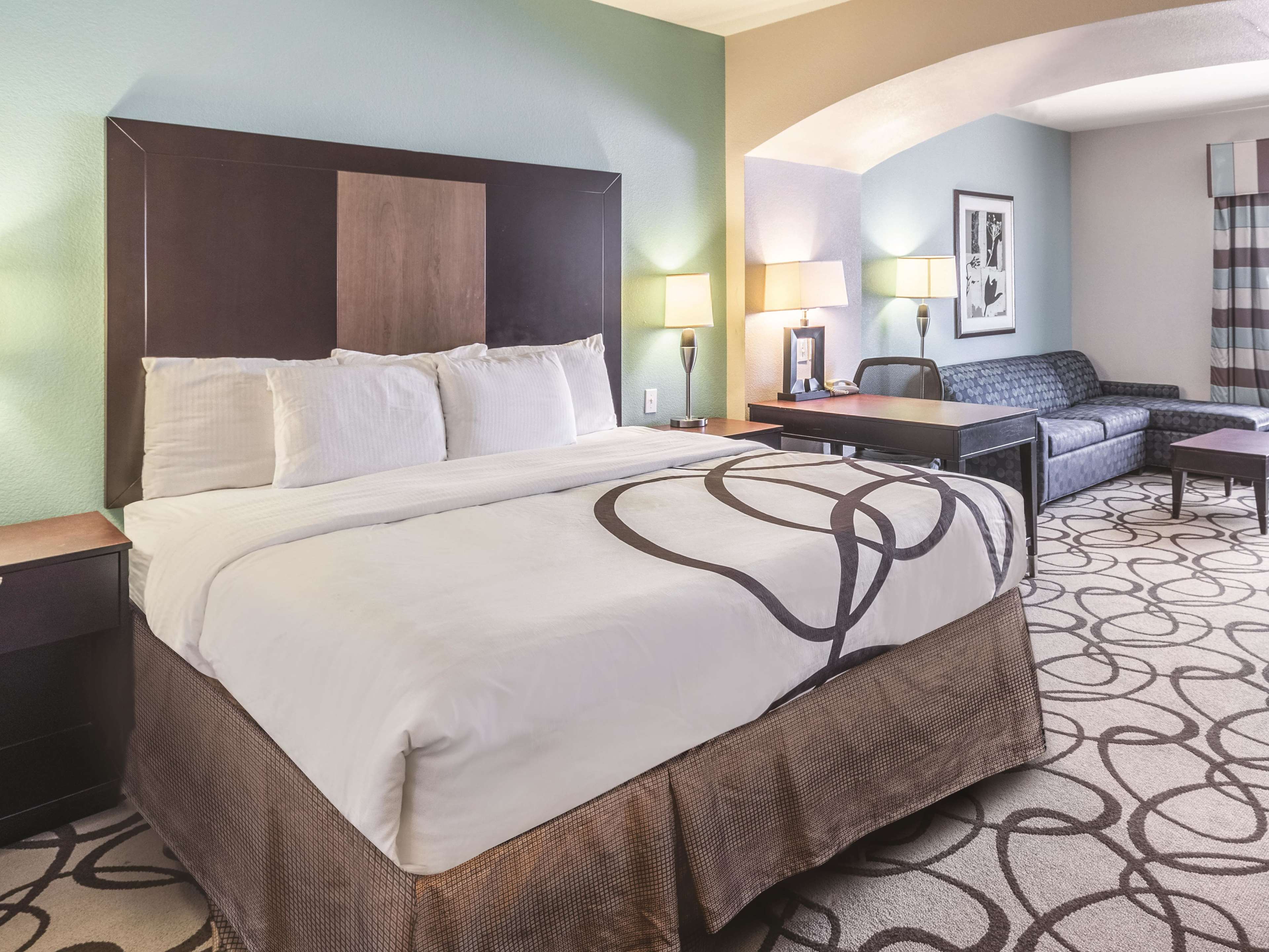 La Quinta Inn & Suites by Wyndham Fort Worth - Lake Worth