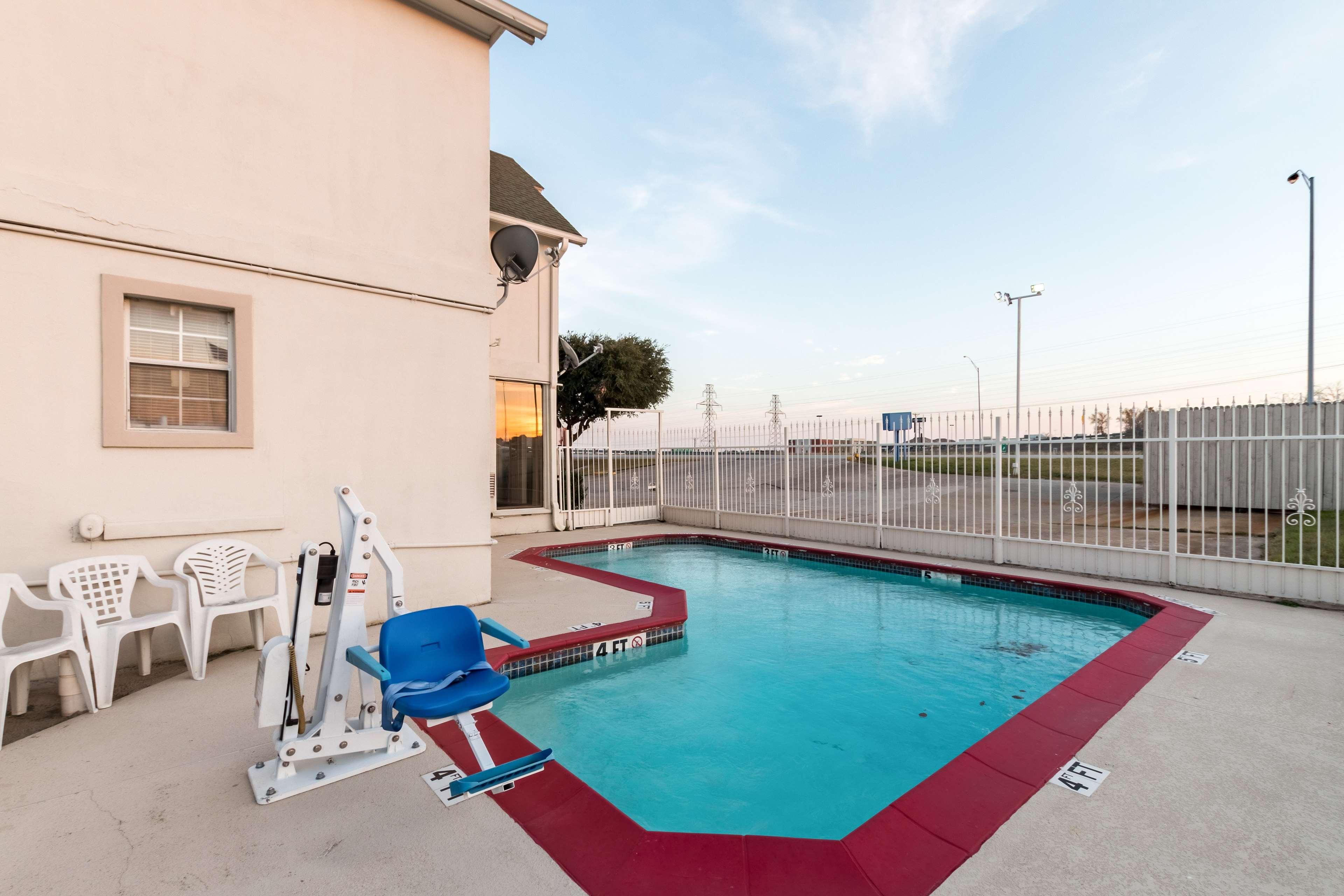 Motel 6 Fort Worth White Settlement