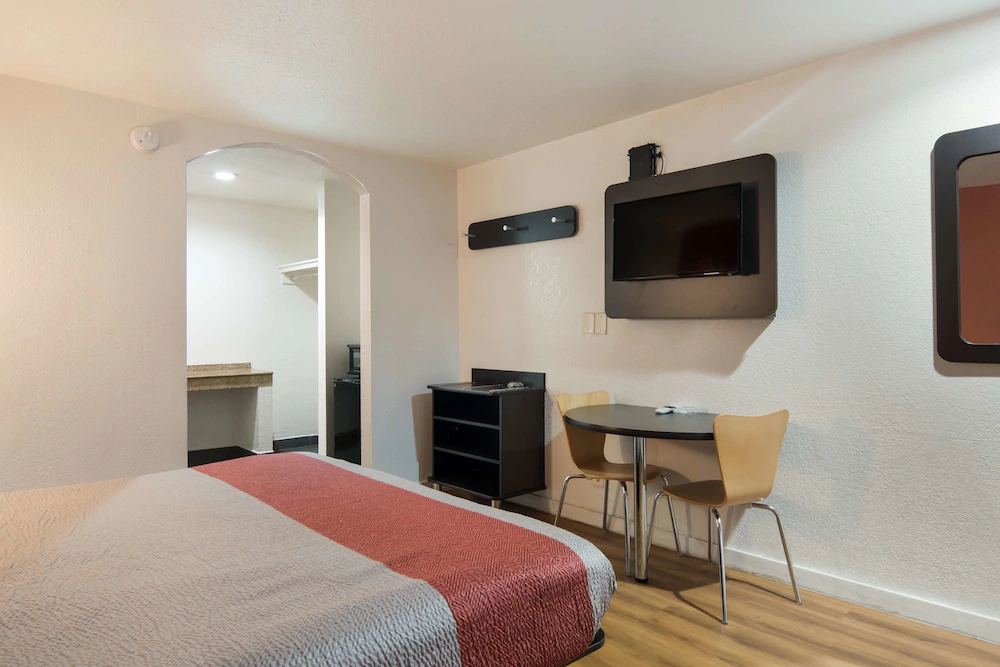 Motel 6 Fort Worth Seminary