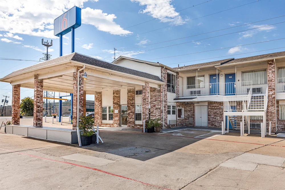 Motel 6 Ft Worth Convention Center