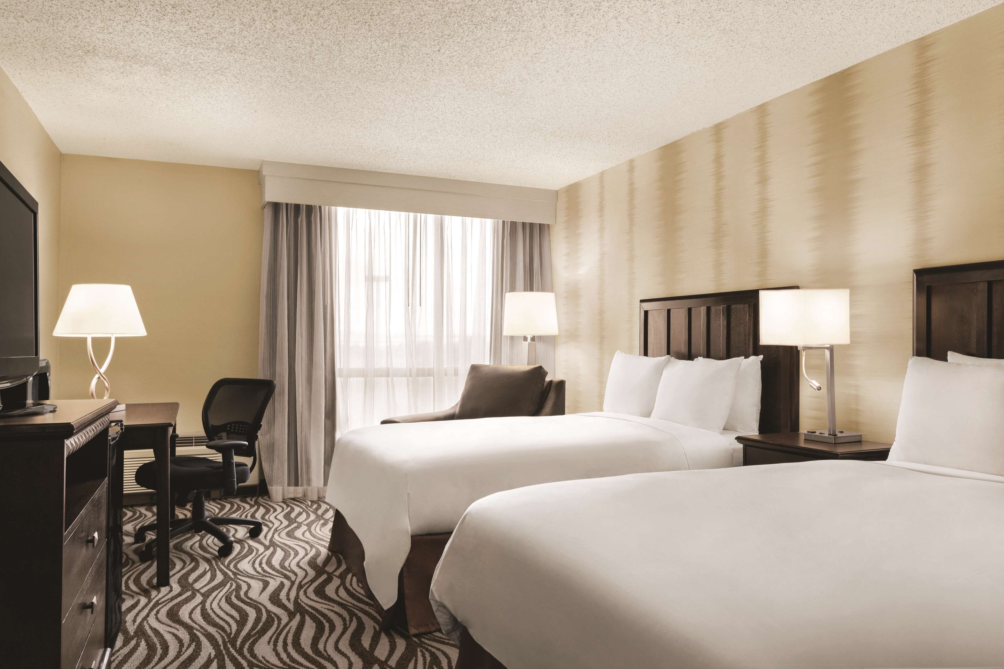 Radisson Fort Worth North - Fossil Creek