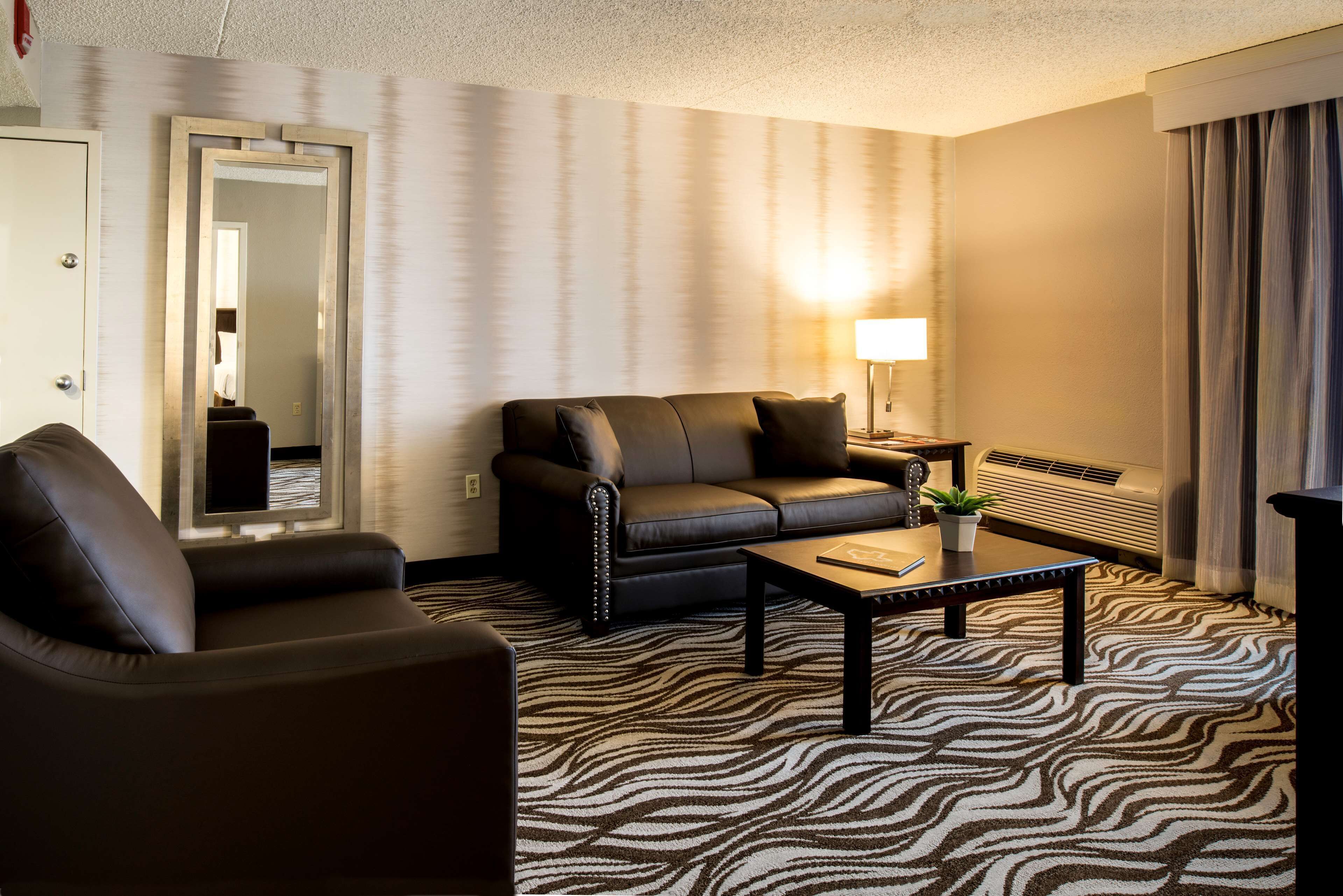 Radisson Fort Worth North - Fossil Creek
