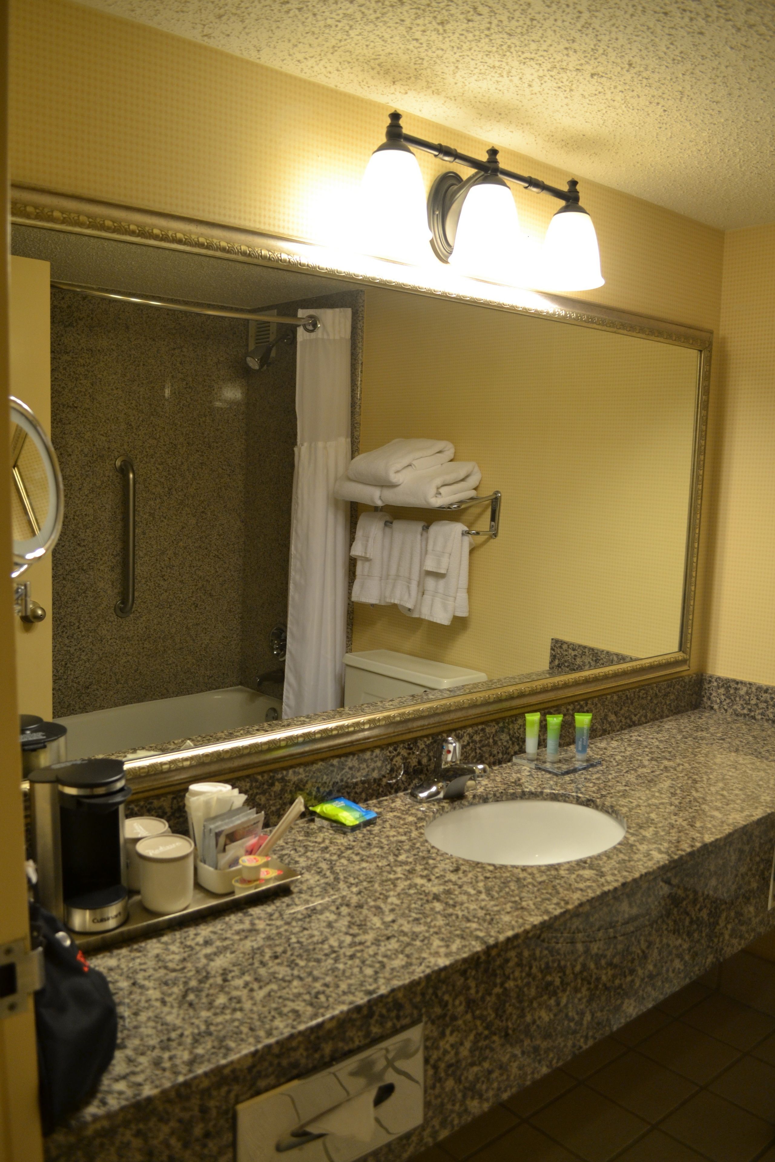 Radisson Fort Worth North - Fossil Creek