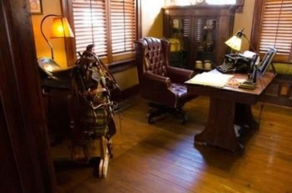 Rosen House Inn