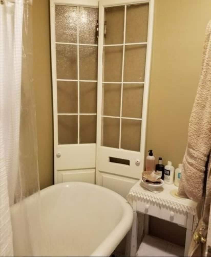 Rosen House Inn