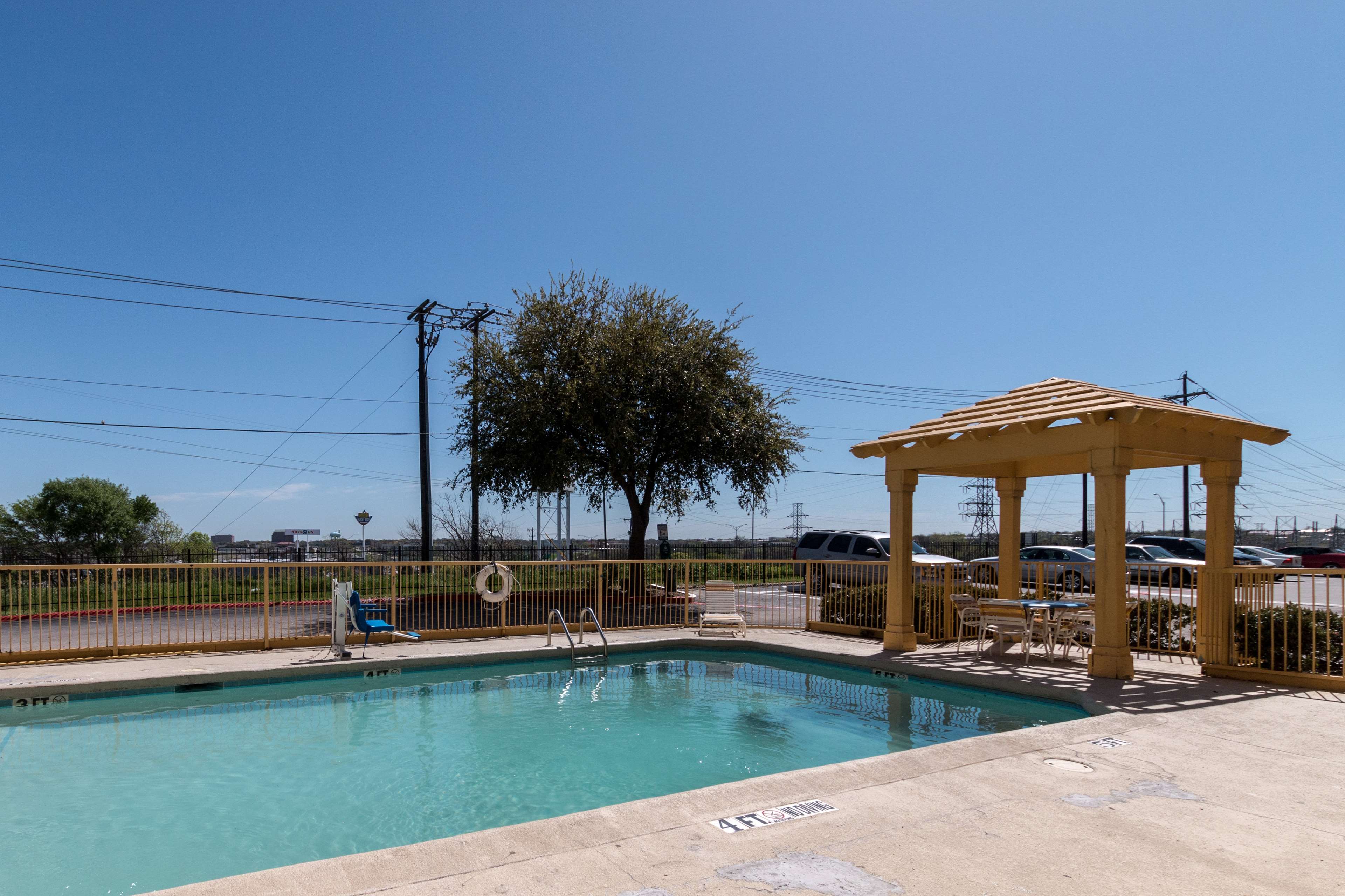 Studio 6 Ft Worth - West Medical Center