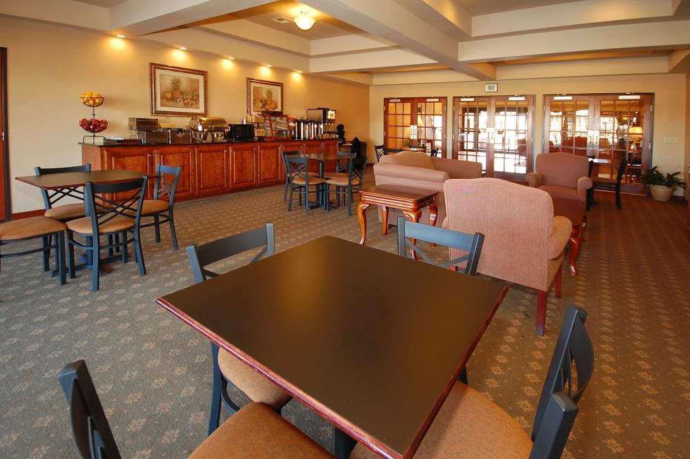 Franklin Inn & Suites