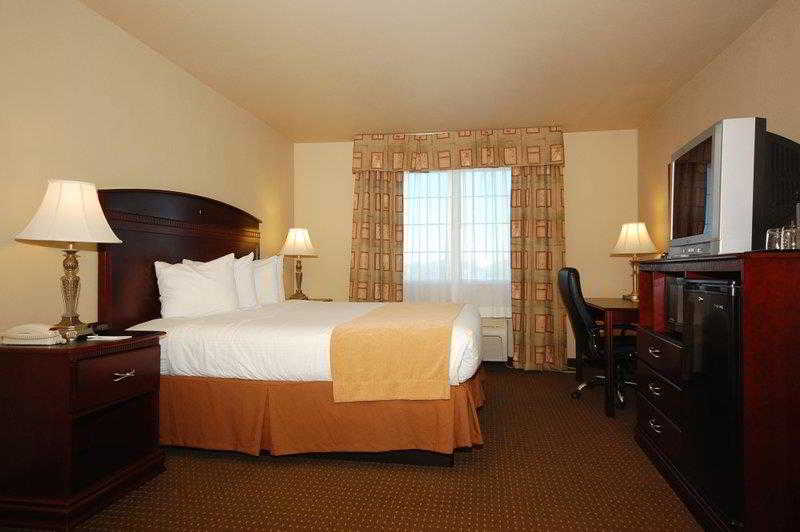 Franklin Inn & Suites