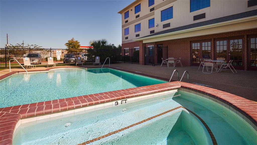 Franklin Inn & Suites