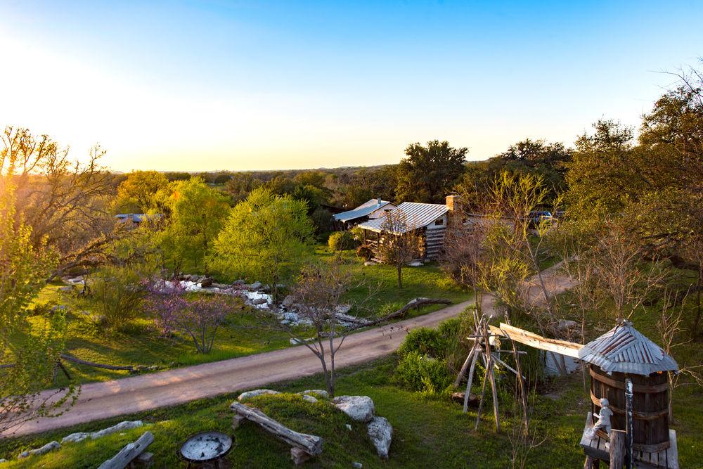 Barons CreekSide