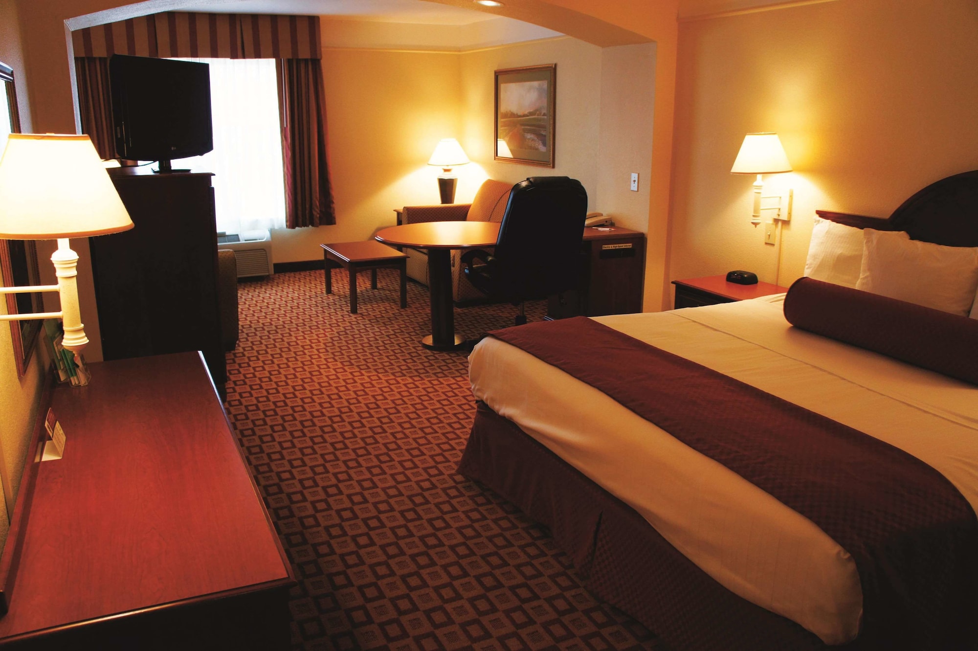 La Quinta Inn & Suites by Wyndham Fredericksburg