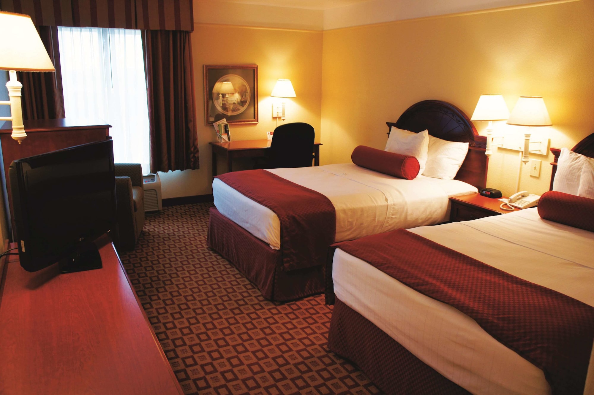 La Quinta Inn & Suites by Wyndham Fredericksburg