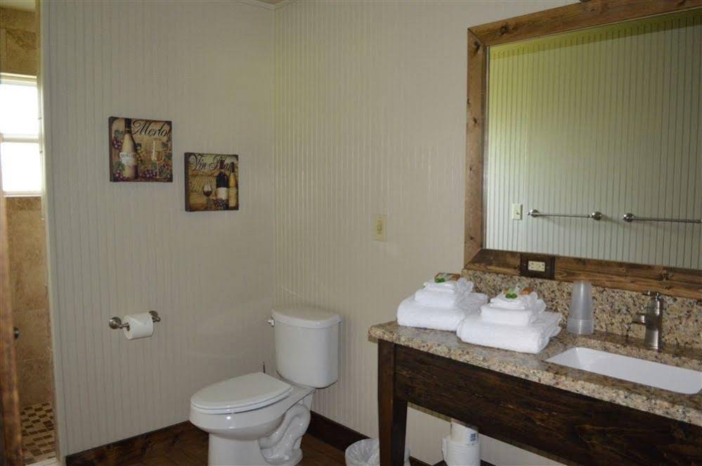 Vineyard Trail Cottages