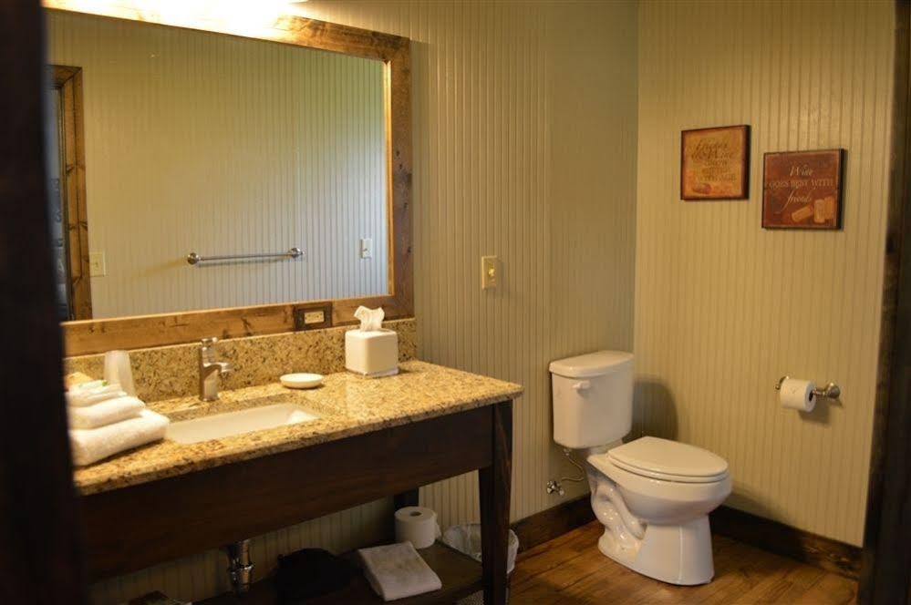 Vineyard Trail Cottages