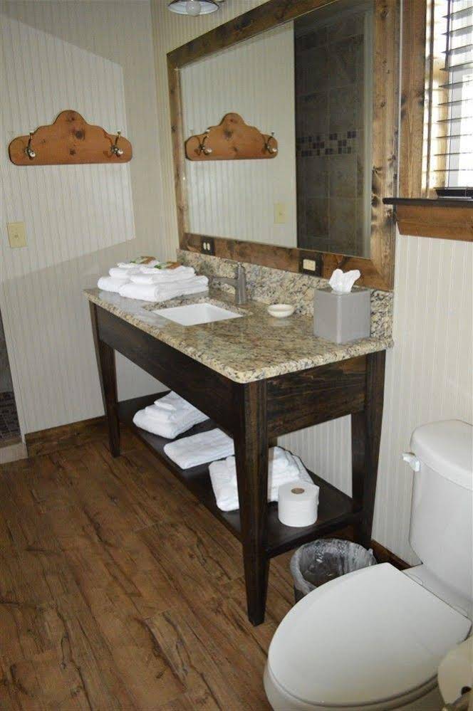 Vineyard Trail Cottages