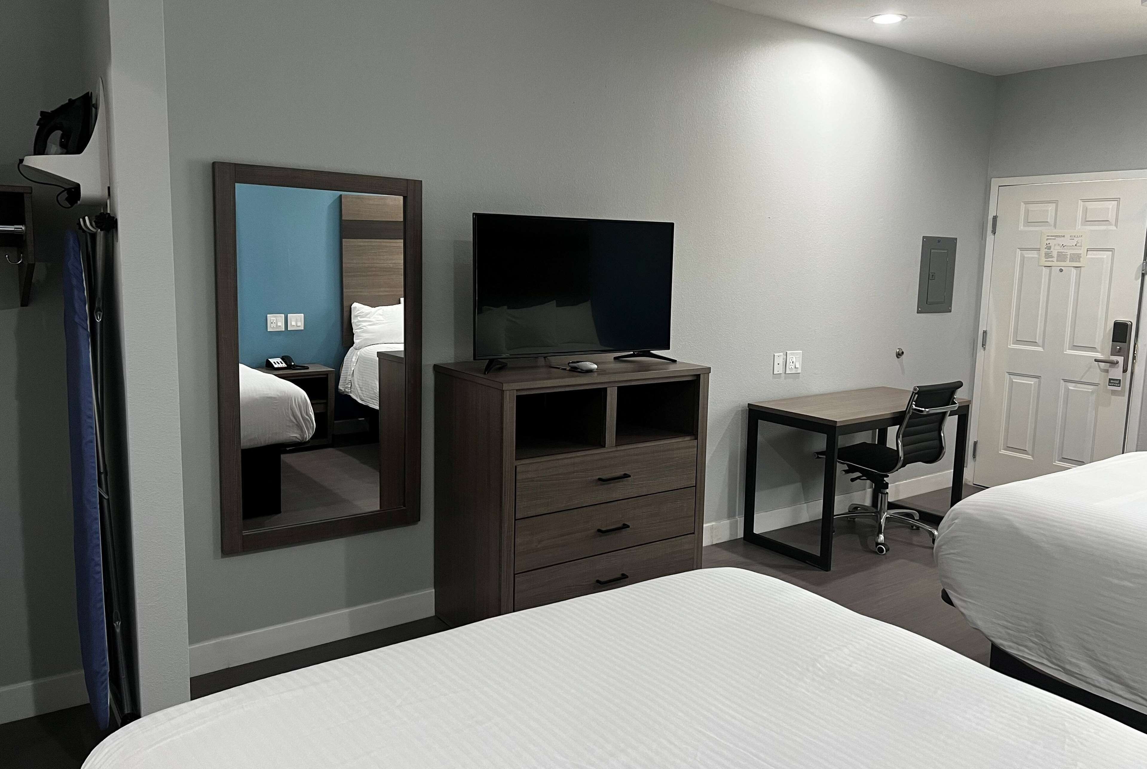 Baymont by Wyndham Freeport Texas
