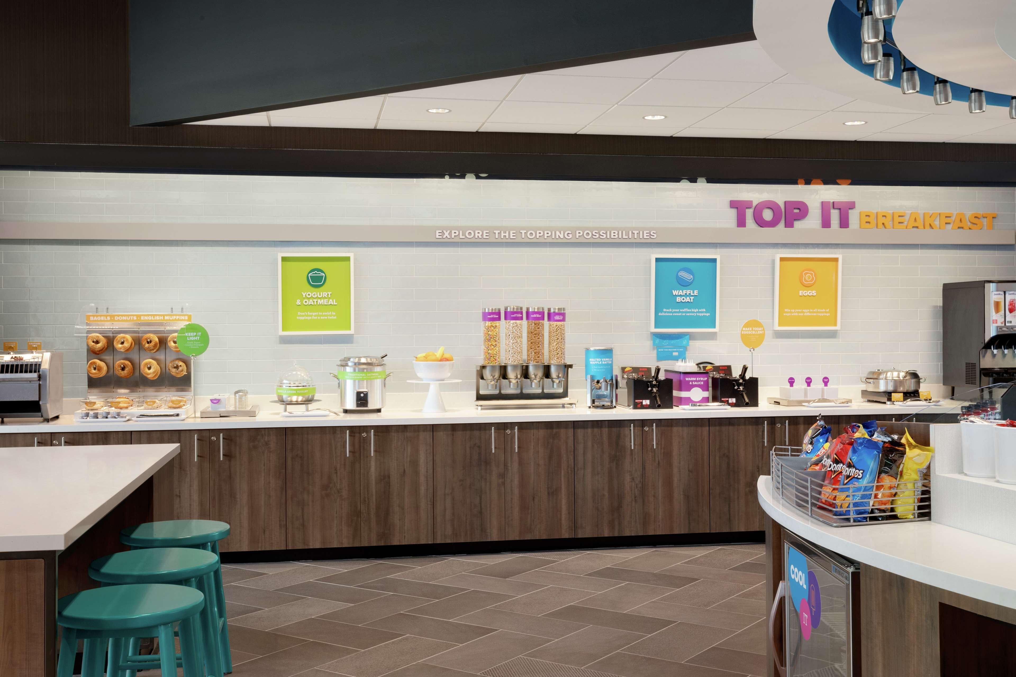 Tru by Hilton Frisco Dallas