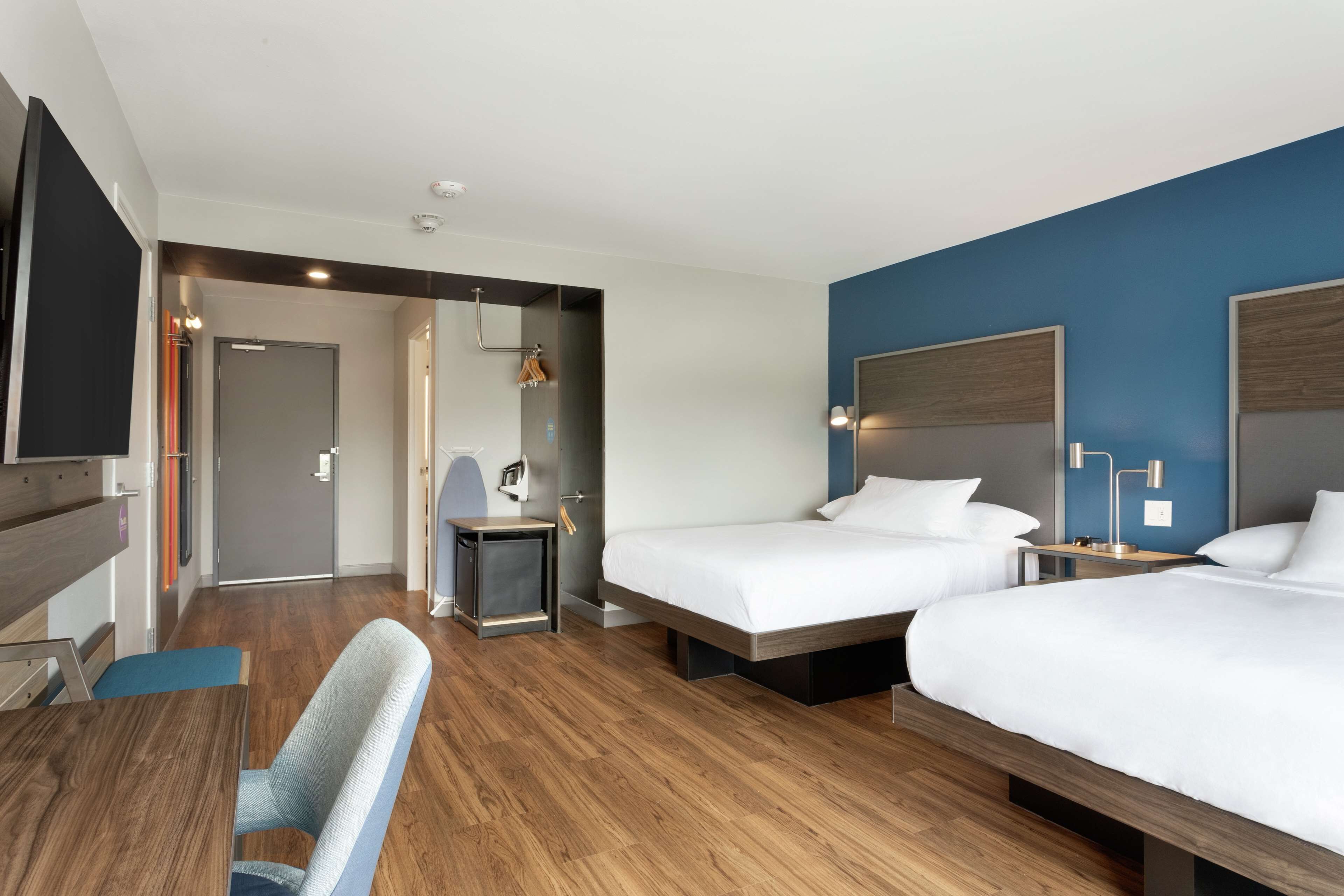 Tru by Hilton Frisco Dallas