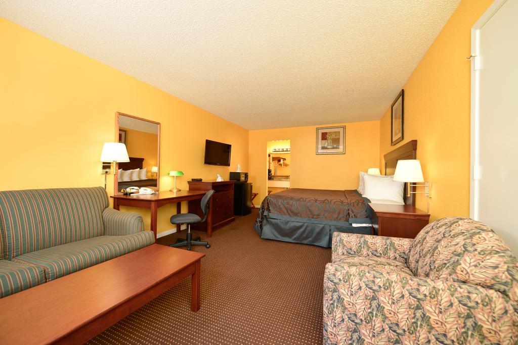 Econo Lodge Inn & Suites Fulton - Rockport