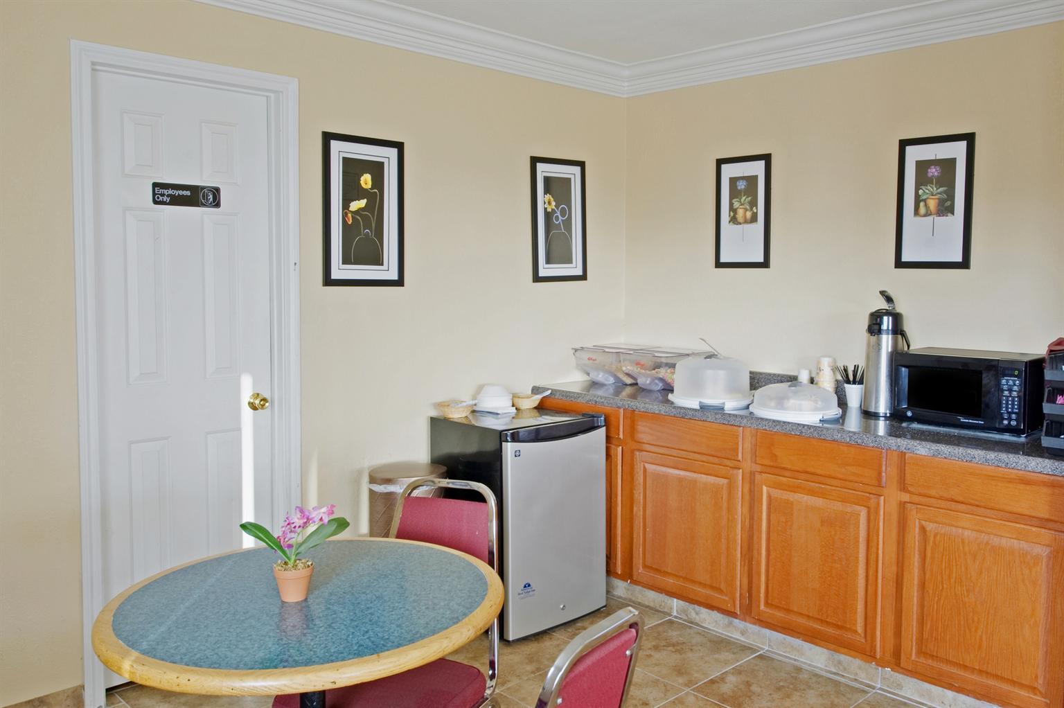 Americas Best Value Inn