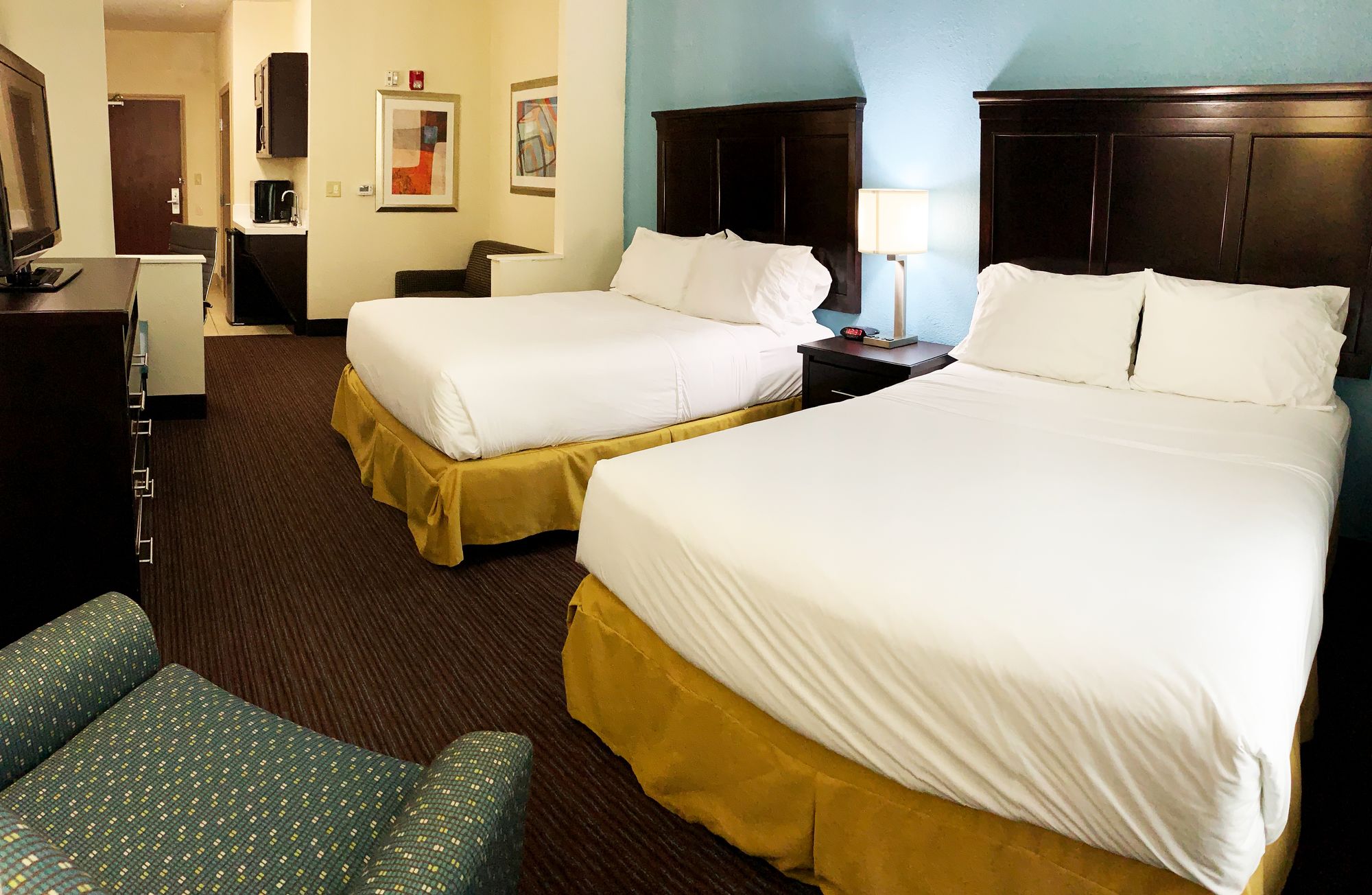 Holiday Inn Express & Suites Gainesville