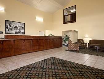 Super 8 by Wyndham Gainesville TX